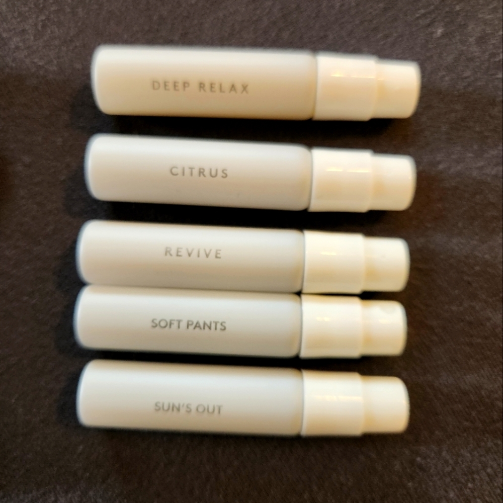 Aera fragrance sample sprays
